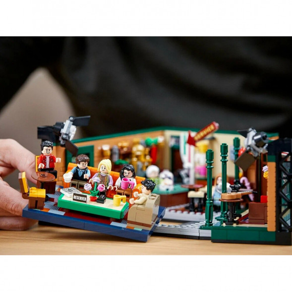 Конструктор LEGO Ideas 21319 Центральный парк Кафе Друзей в Иваново