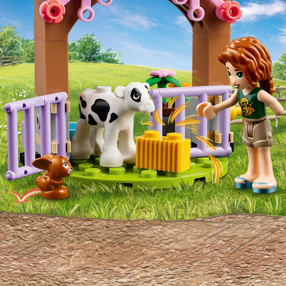 Конструктор LEGO Friends 42607 Осенний сарай для теленка в Иваново