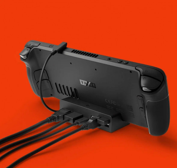 Игровая приставка Valve Steam Deck 64 ГБ SSD, черный в Иваново